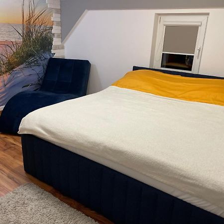 Apartament Przy Ulicy Zaruskiego Blisko Plazy Ustka Exteriör bild
