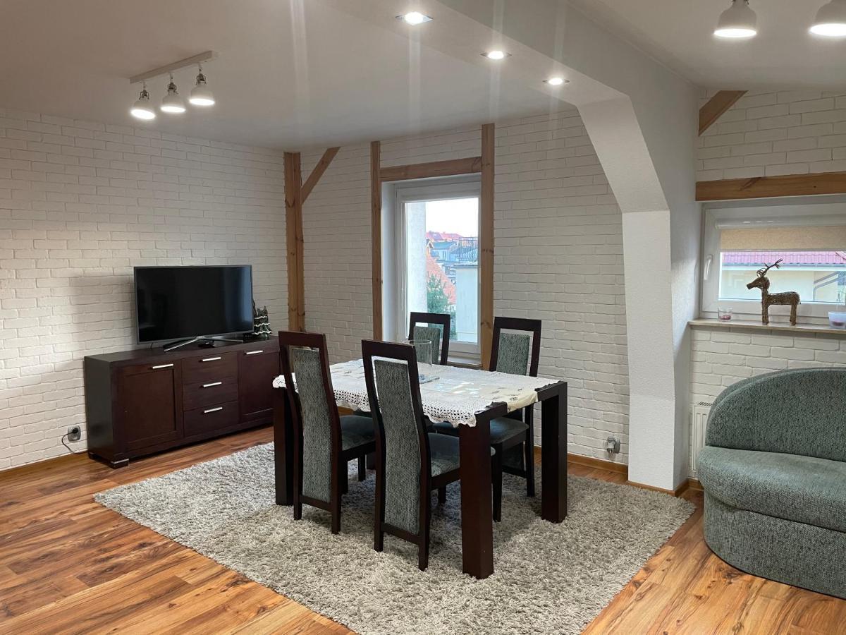 Apartament Przy Ulicy Zaruskiego Blisko Plazy Ustka Exteriör bild