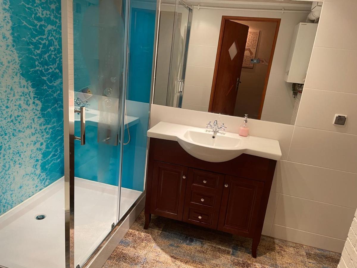 Apartament Przy Ulicy Zaruskiego Blisko Plazy Ustka Exteriör bild