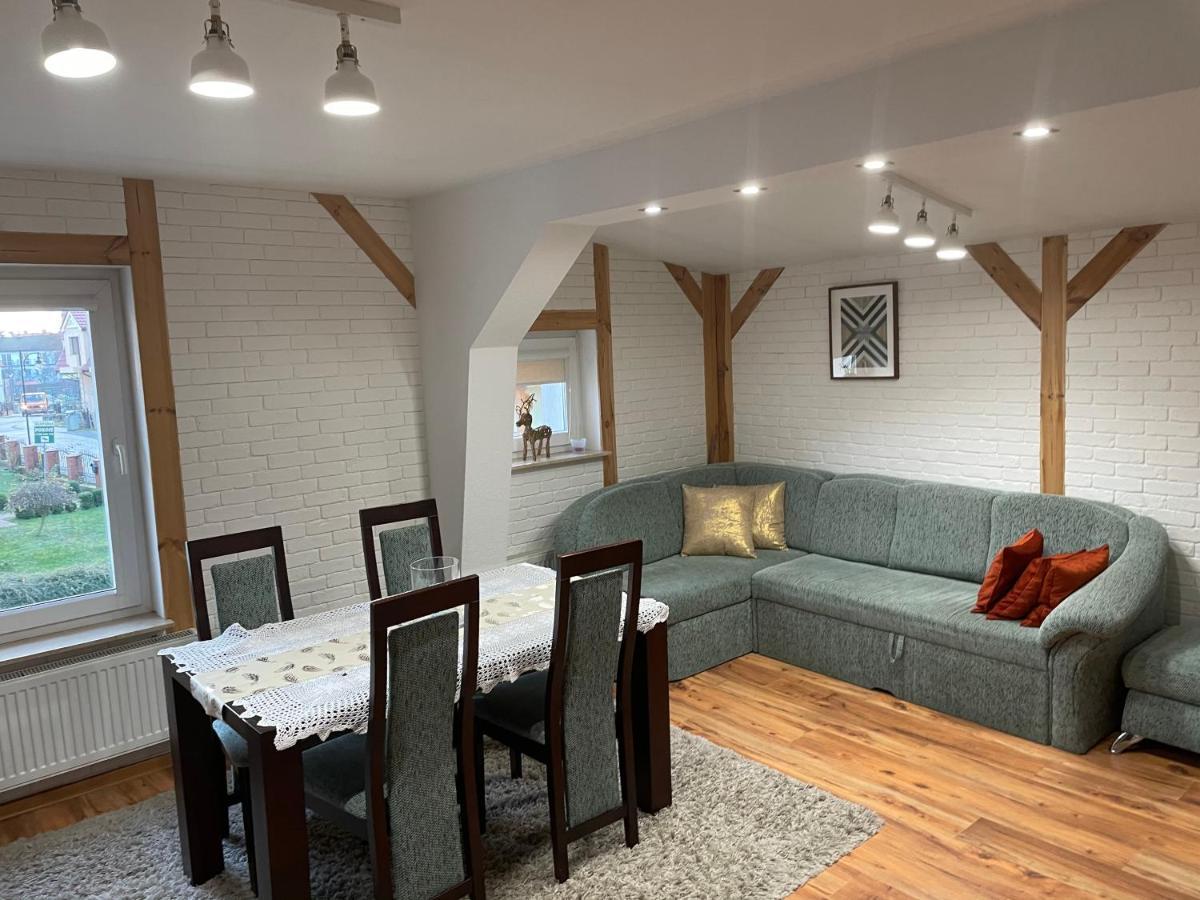 Apartament Przy Ulicy Zaruskiego Blisko Plazy Ustka Exteriör bild